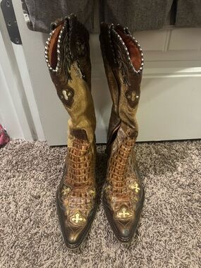 Donald J Pliner Women's Boots